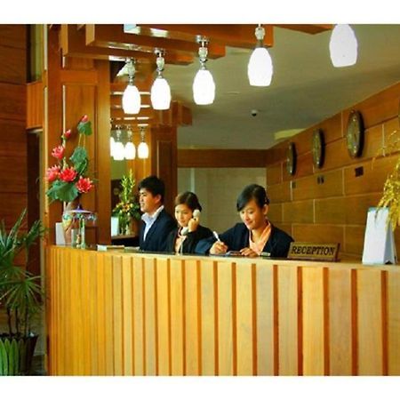 Myat Nan Yone Hotel Naypyidaw Экстерьер фото