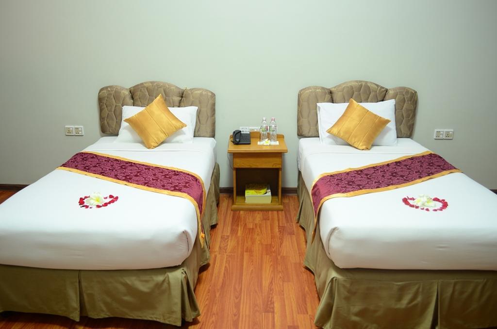 Myat Nan Yone Hotel Naypyidaw Экстерьер фото