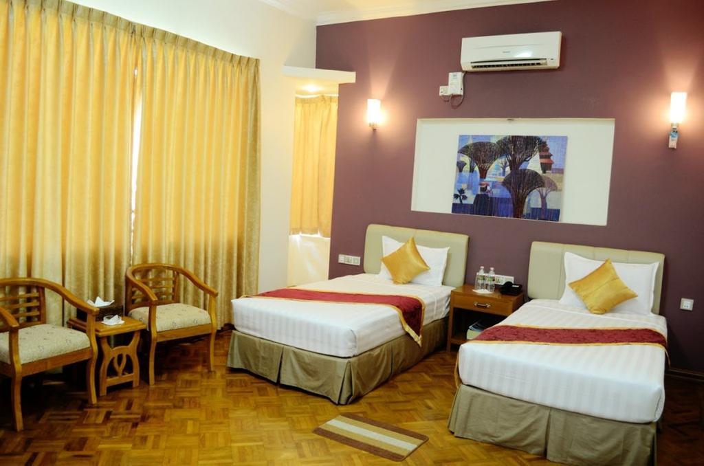 Myat Nan Yone Hotel Naypyidaw Номер фото