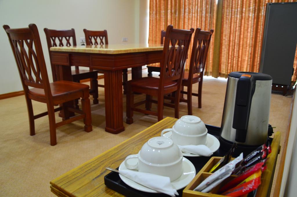 Myat Nan Yone Hotel Naypyidaw Экстерьер фото