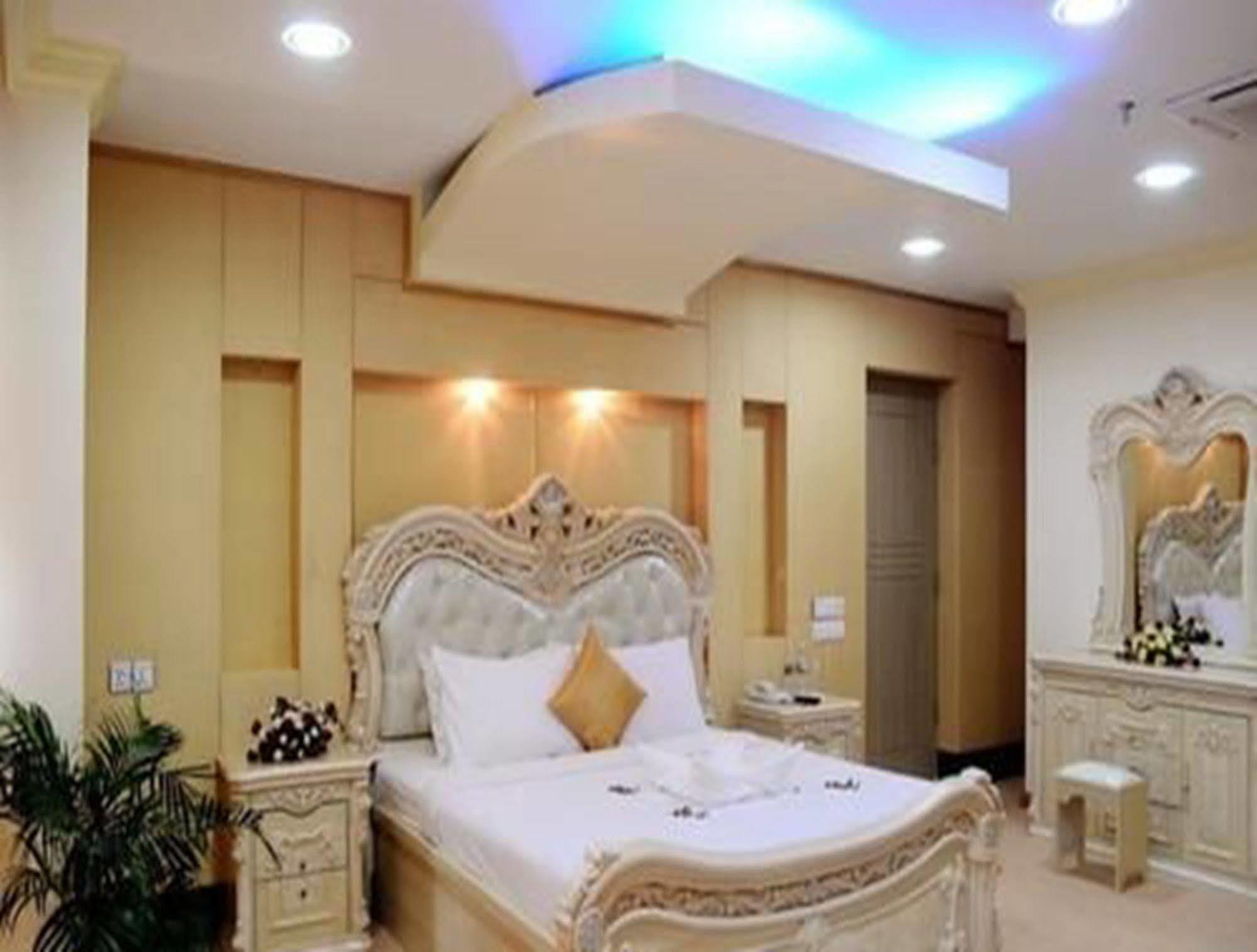 Myat Nan Yone Hotel Naypyidaw Экстерьер фото