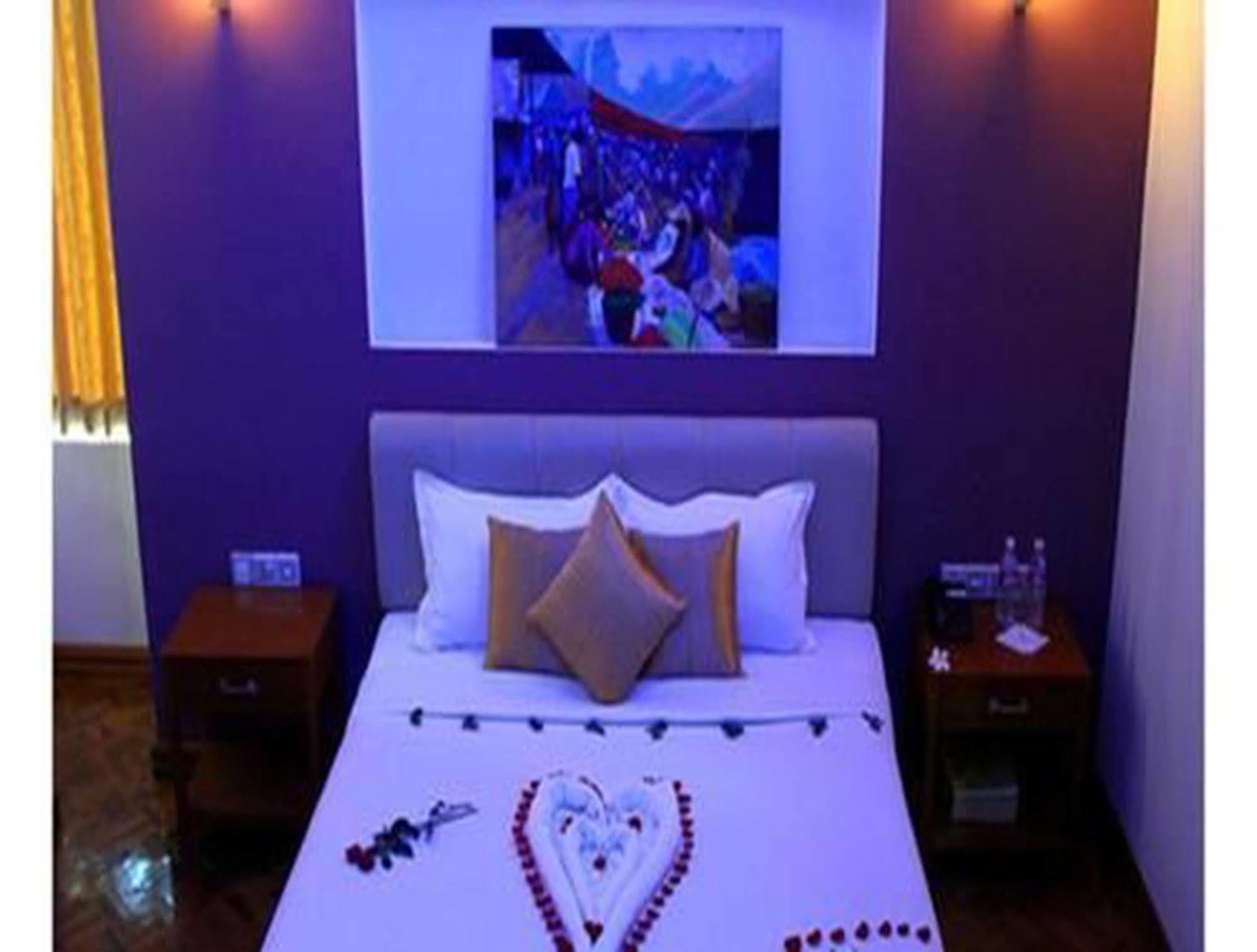 Myat Nan Yone Hotel Naypyidaw Экстерьер фото