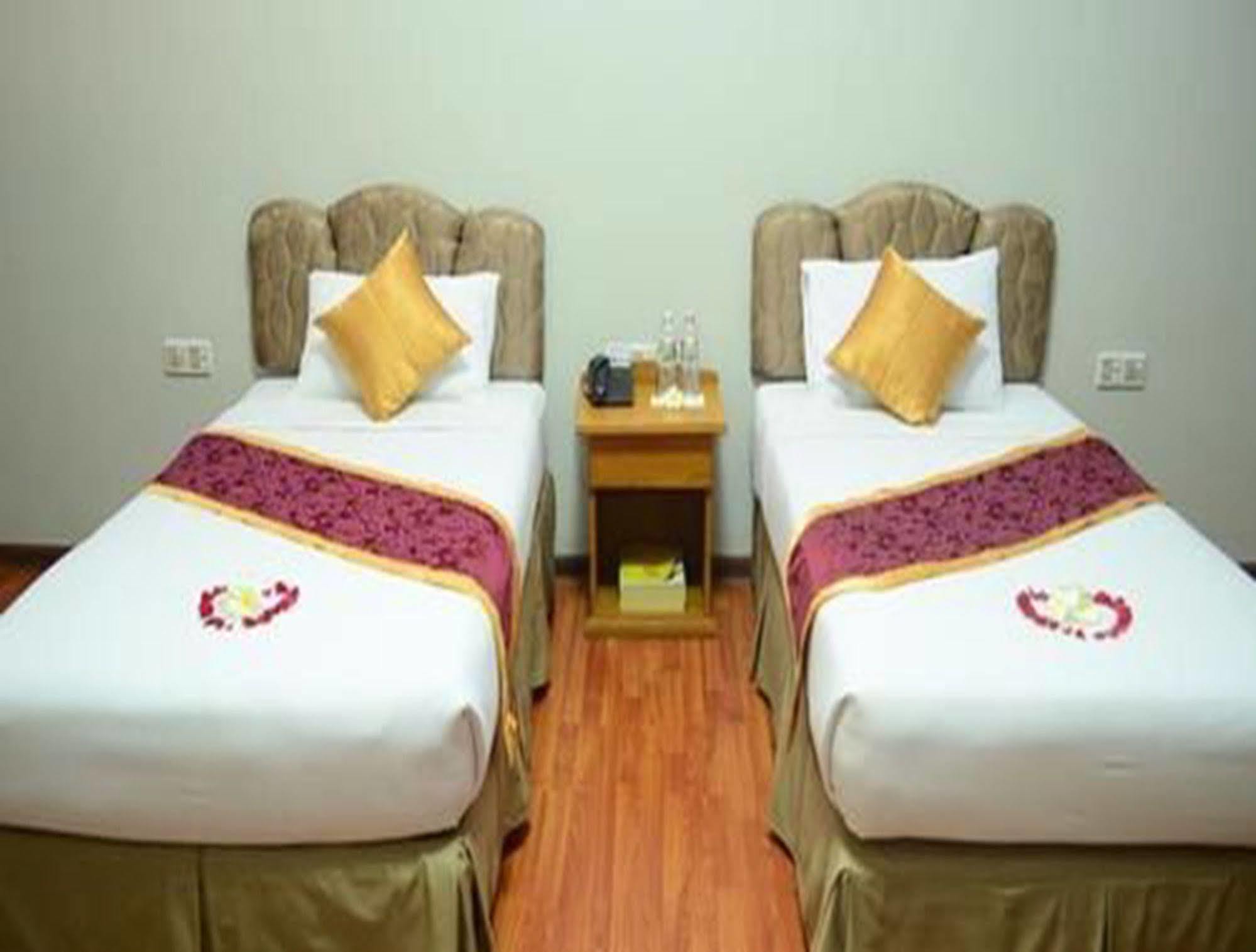 Myat Nan Yone Hotel Naypyidaw Экстерьер фото